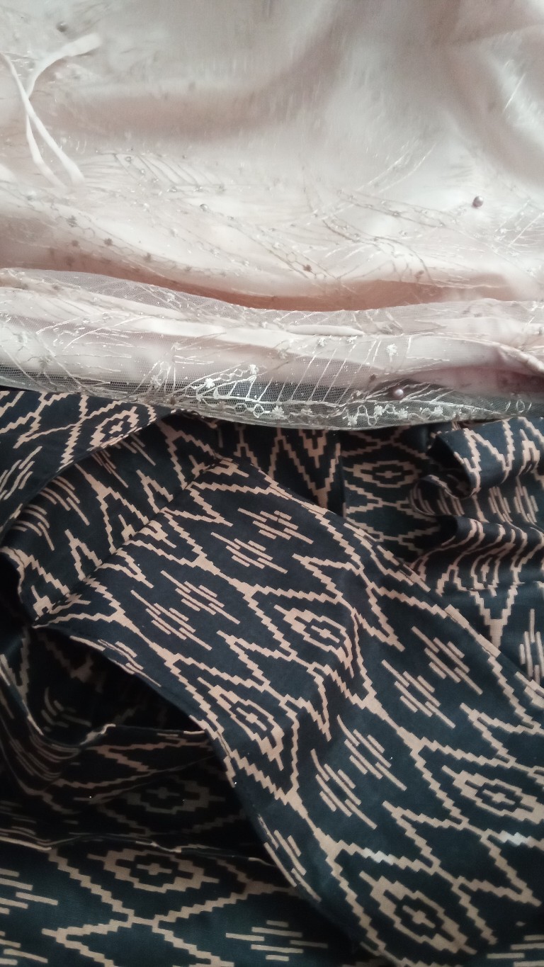 Maura Couple - Sania Ruffle Batik Couple Ori Ndoro Jowi Garansi Termurah Shopee - Couple Sherly