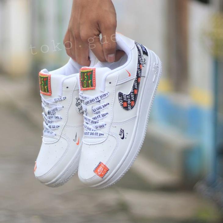 nike air force 1 mid just do it white