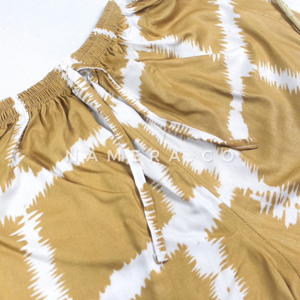 Celana Pendek Santai Wanita Hot Pants Motif Box