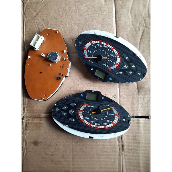 Mesin speedometer spidometer kilometer karisma cakram original copotan spedometer