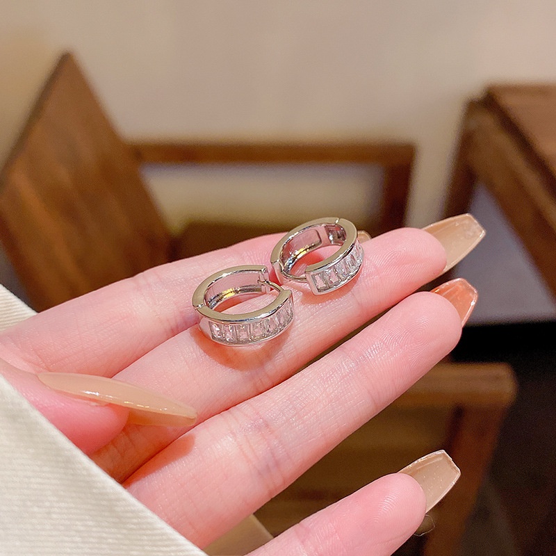 Anting Tusuk Sterling silver 925 Desain Lingkaran Hias Zircon Berkilau Untuk Wanita