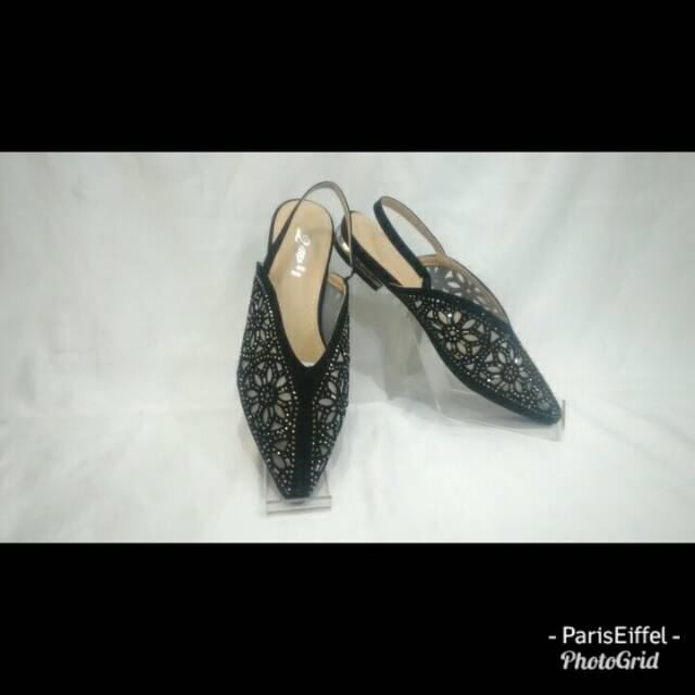 SEPATU SANDAL WANITA 2 STEP 988-197 HITAM