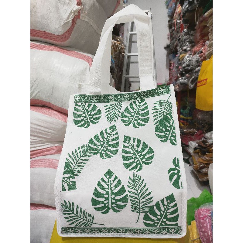 Tas Hajatan NEW kotak motif Daun uk.22x22x30cm harga lusin isi 12