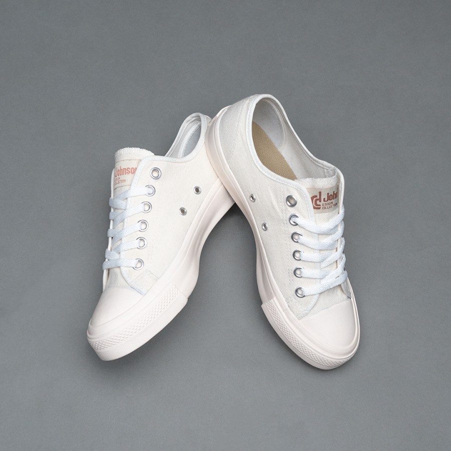 Sepatu Johnson Basic Low Cut (LC) - Milky