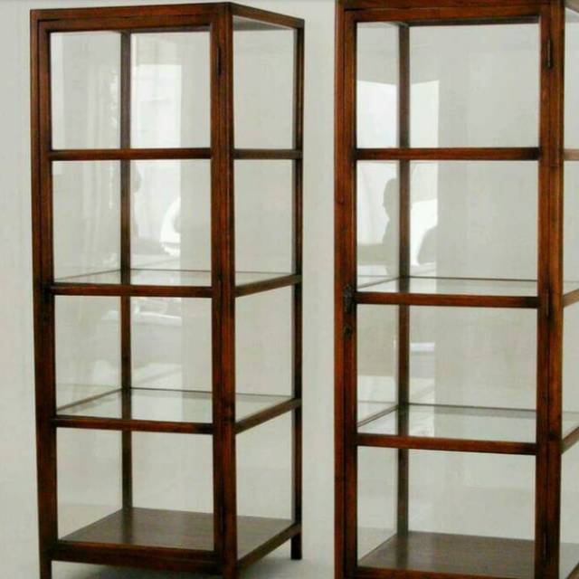 Lemari hias kaca jati Jepara