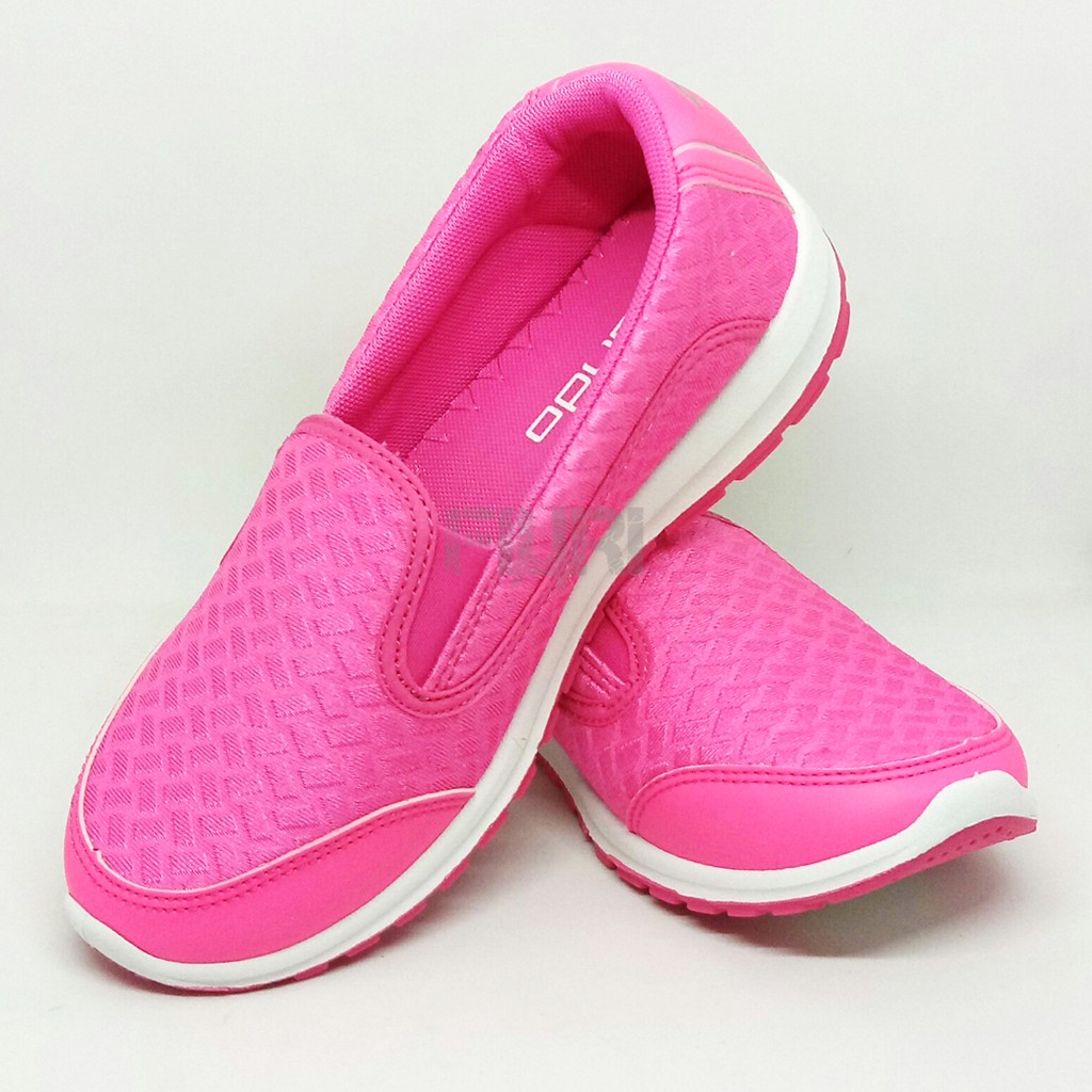 FIURI - ANDO ORIGINAL - ZELLY - PINK - SEPATU SLIP ON WANITA - SEPATU CASUAL WANITA - SEPATU FLAT PEREMPUAN - SEPATU KETS - SEPATU KETS WANITA - SEPATU KULIAH - SEPATU SEKOLAH - SEPATU ANDO