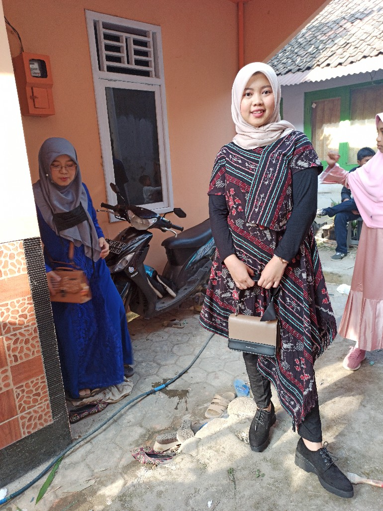 Couple Tenun Meira X Kemeja Panjang