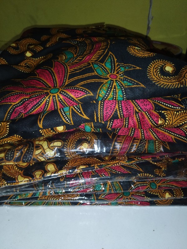 Maura Couple - Sania Ruffle Batik Couple Ori Ndoro Jowi Dnt Garansi Termurah Shopee- Oktavia