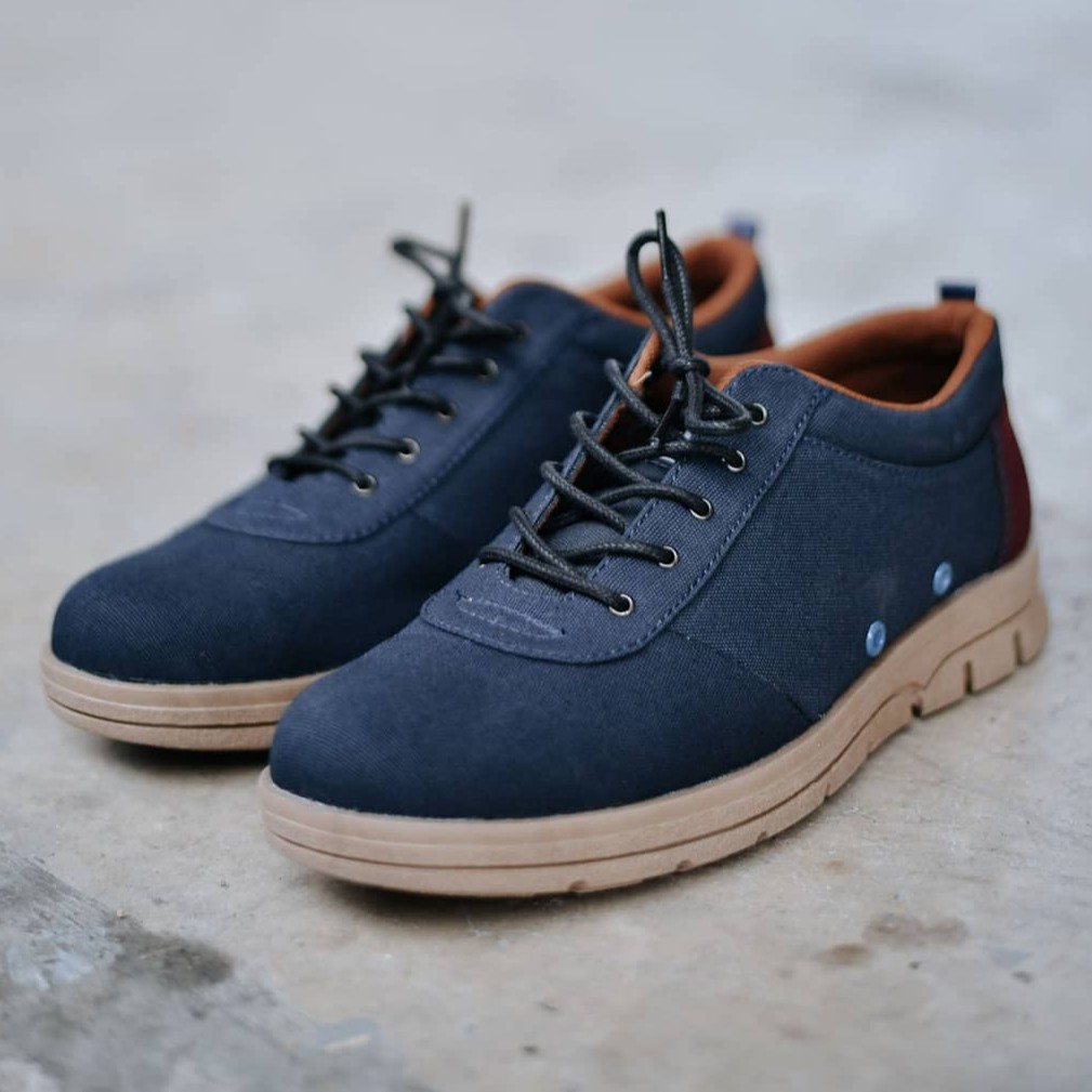 POLKA NAVY |ManNeedMe x FSTP| Sepatu Sneakers Pria Casual Sporty ORI