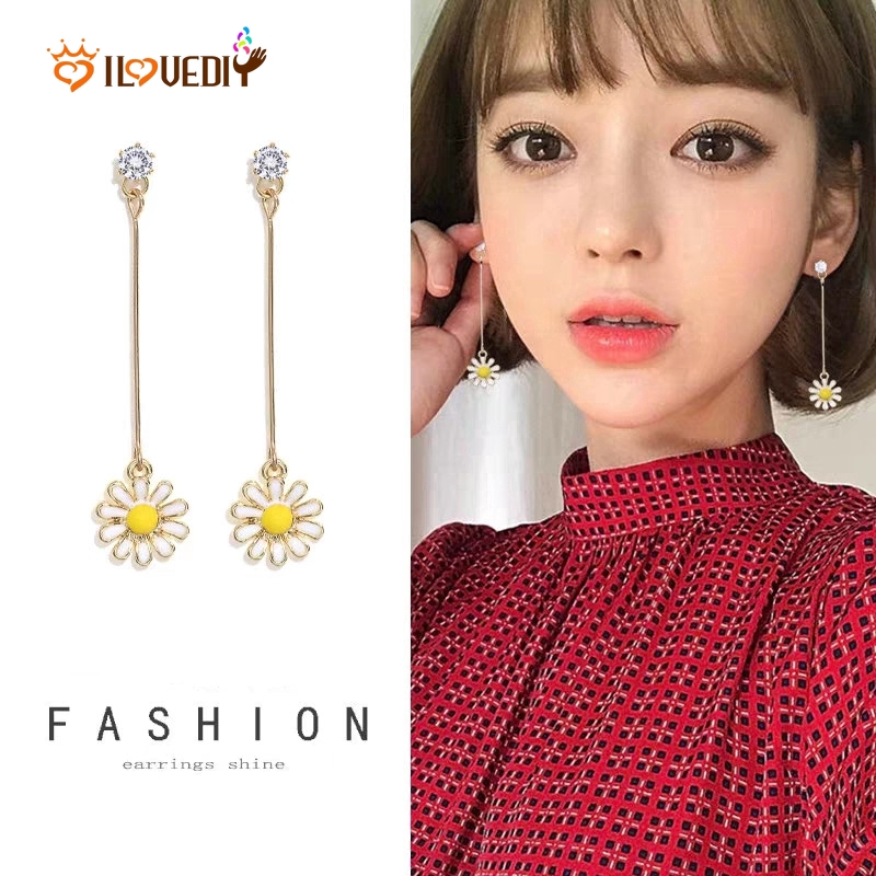 Anting Tusuk Gantung Desain Bunga Daisy Gaya Korea Untuk Wanita