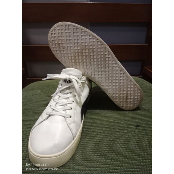 Sepatu puma second size 43