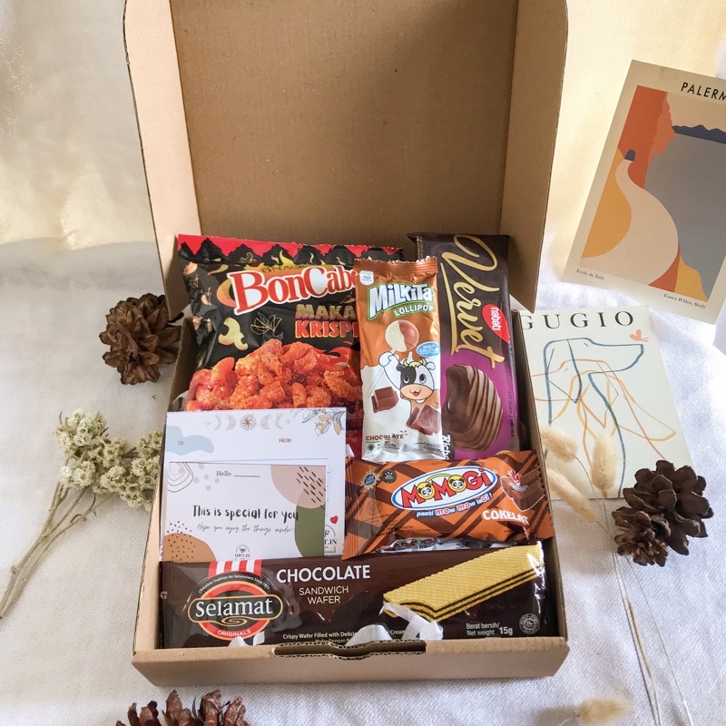 

Snackbox Giftbox Hampers