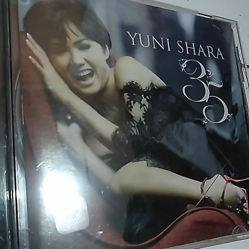 cd yuni shara 35