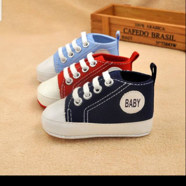 Prewalker shoes / baby shoes