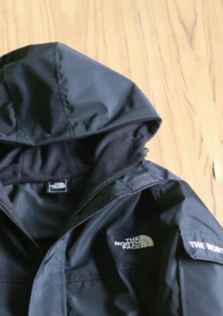 Sweater gunung THE NORTH FACE
