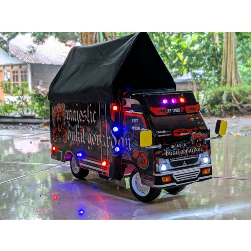 Miniatur truk oleng/miniatur truk canter/Isuzu/miniatur truk kayu/miniatur truk terlaris