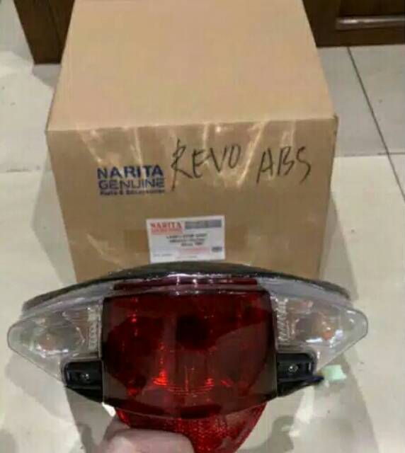 kaca Lampu stop revo absolut