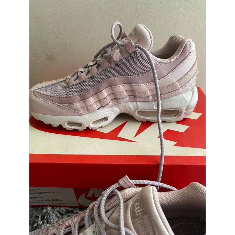 SEPARU NIKE AIRMAX 95 WOMEN 100% ORI