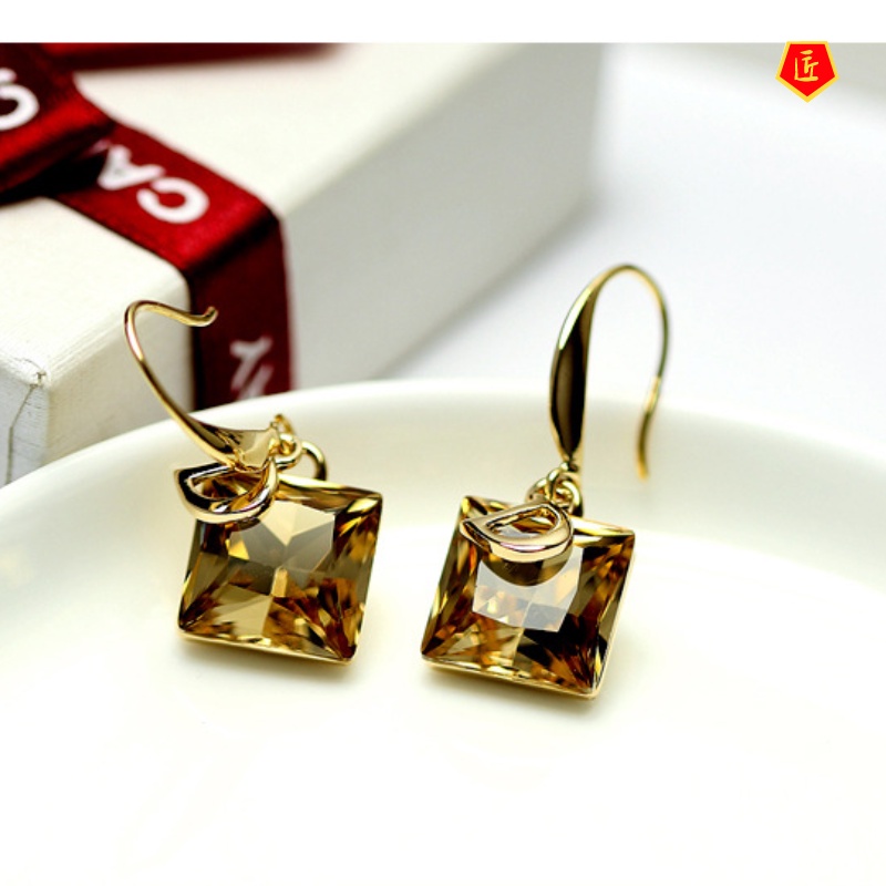 [Ready Stock]Korean Fashion Letter D Crystal Earrings Temperament