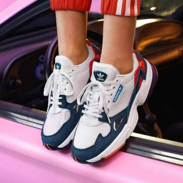 adidas falcon one
