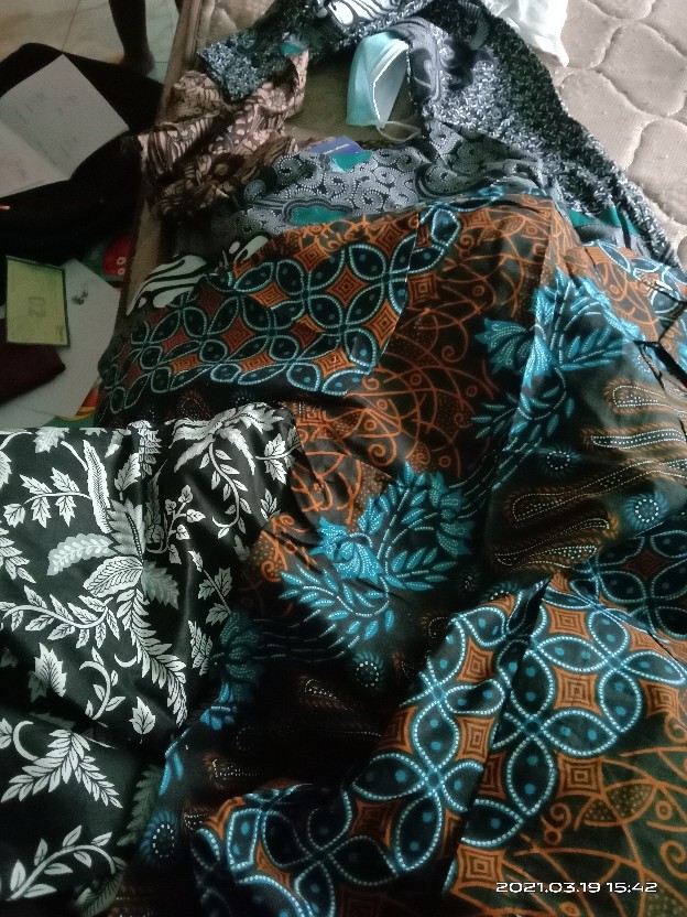 Hem Kemeja Batik Pria Lengan Pendek Slimfit Ory Batik Suffa