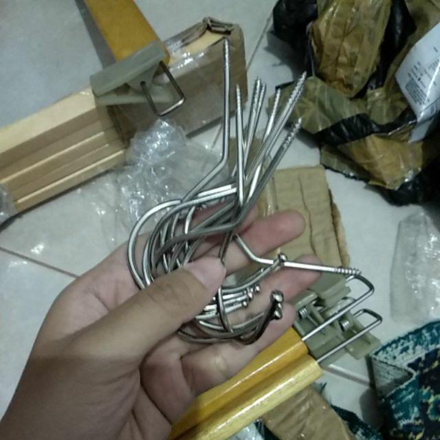Hanger Jepit Kayu Celana , Rok Natural Dewasa Lusinan / 12 Pcs