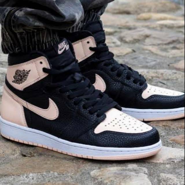 retro 1 black crimson tint