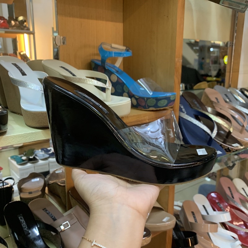 sandal opsy mika/wedges 12cm/wedges transparan