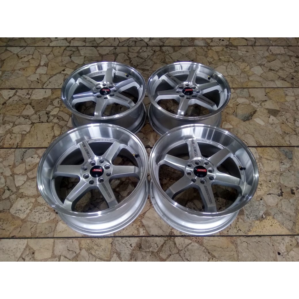 Jual Velg Mobil Bekas Rays Te37 Ring 17 lebar 7,5/8,5 Pcd 4x100/4x114