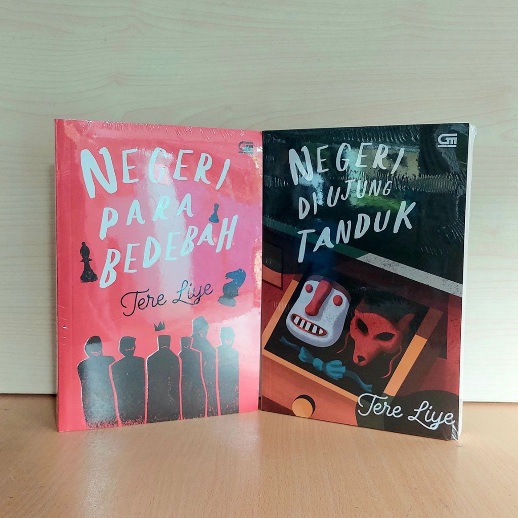1 paket 2 Buku, Negeri Ujung Tanduk dan Negeri Para Bedebah ORI