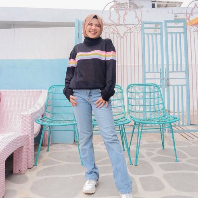 Sweater Rajut Pelangi Atasan Rajut Wanita