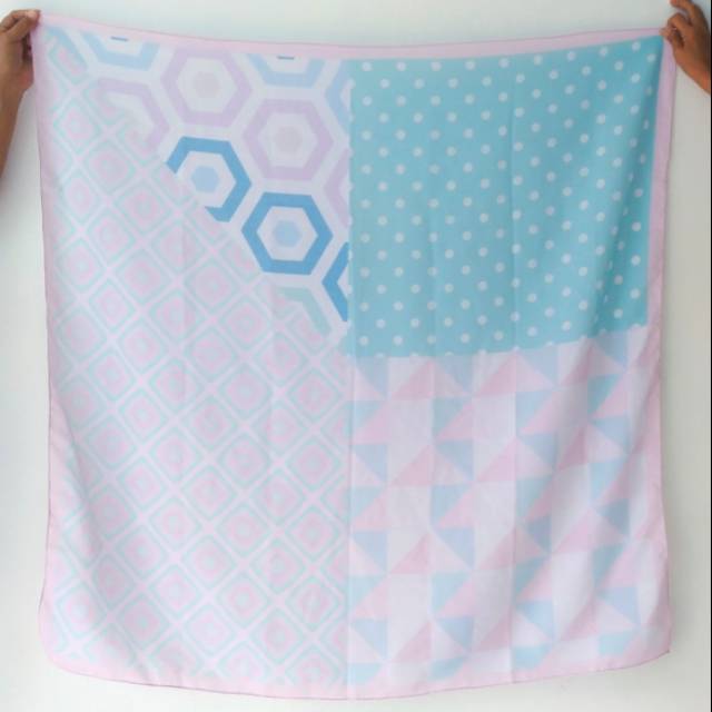 Voal Square Scarf ~nuansa tosca, biru, ungu dengan sedikit blush pink