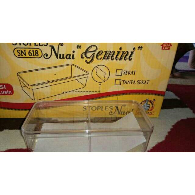 Toples Sekat 2 Nuai