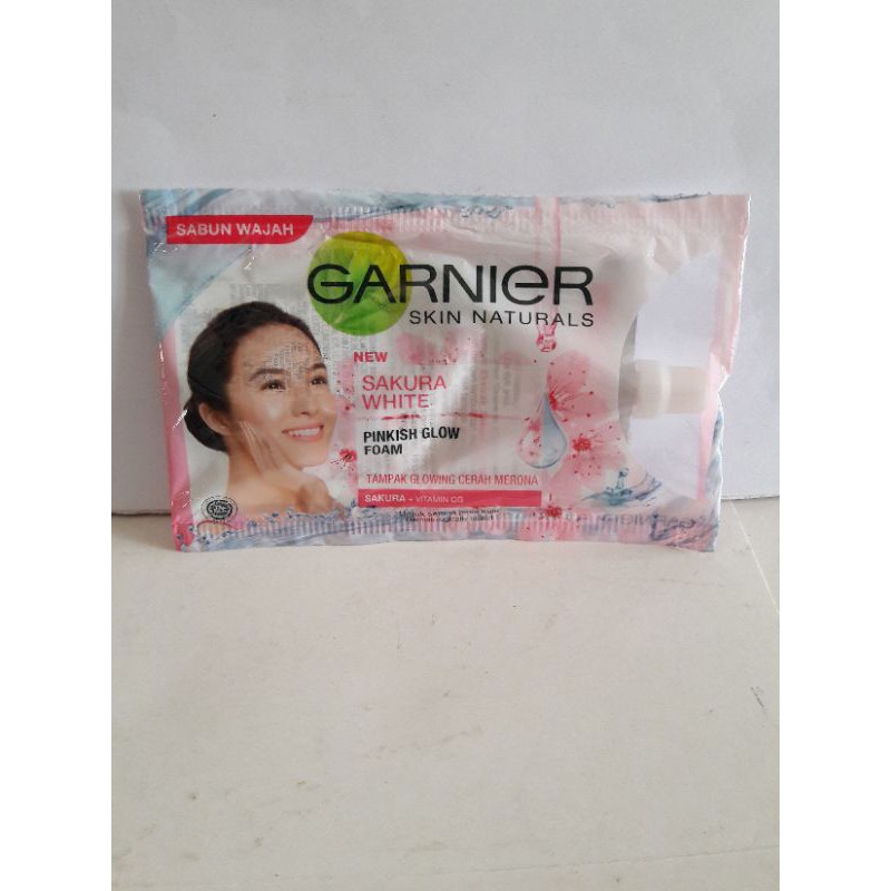 garnier pinkish glow foam sachet 9ml/cuci muka