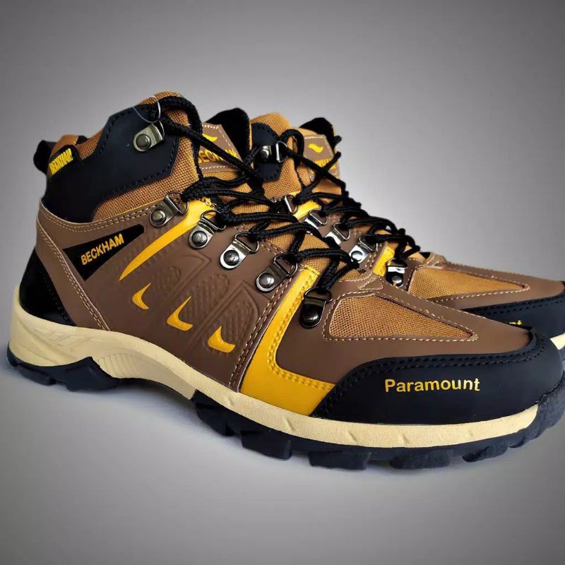 sepatu boot hiking beckham paramont murah/sepatu outdoor