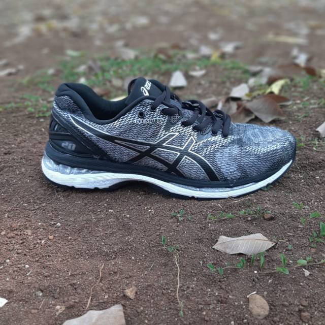 asics gel nimbus 20 grey pink