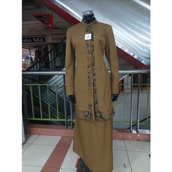 BLAZER PEMDA TUNIK KOMBINASI BATIK SET ROK A