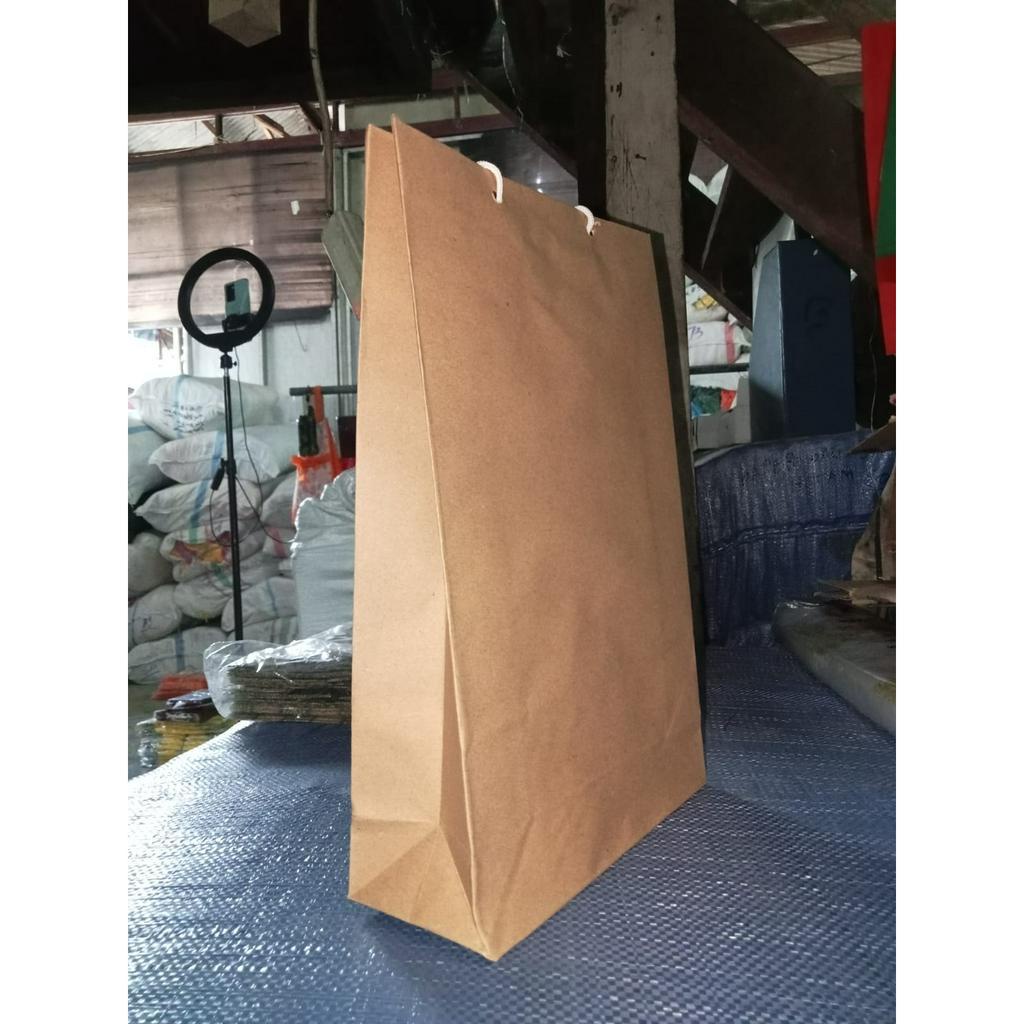 

PAPERBAG POLOS 20X35 ISI 12PCS paperbag polos murah paperbag polos souvenir