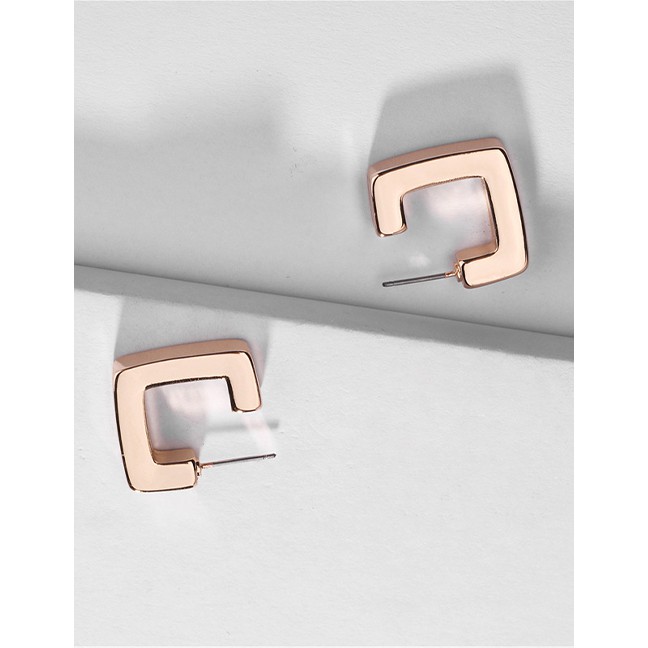 LRC Anting Tusuk Fashion Gold Alloy Geometric Square Smooth Earrings D53207