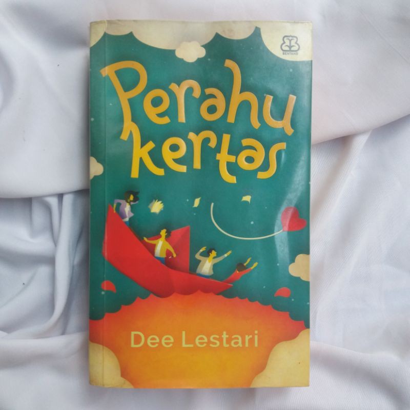 Novel Perahu Kertas Preloved Ori