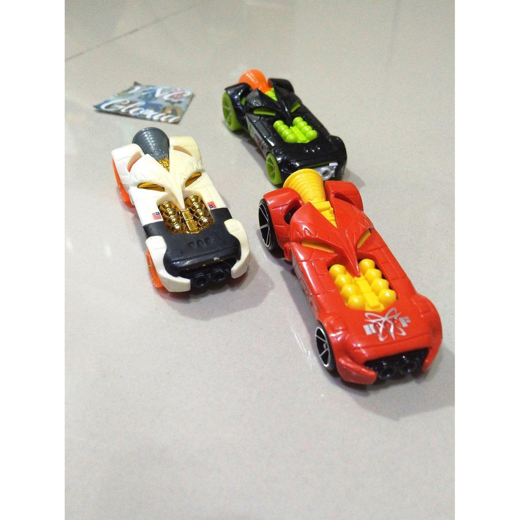 hot wheels trio