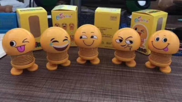 pajangan mobil boneka goyang kepala emoji lucu