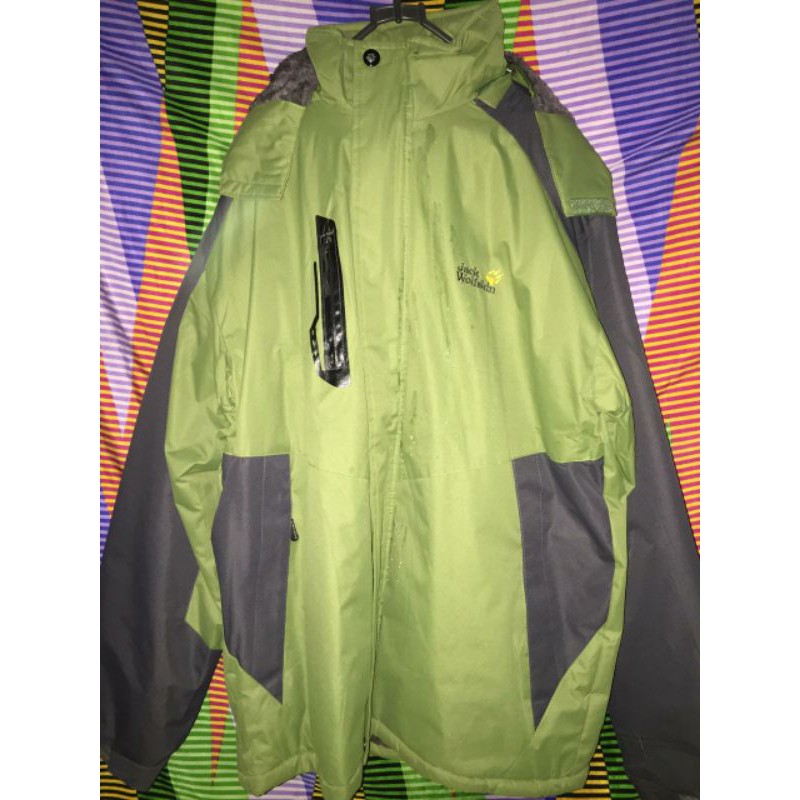 Jaket gunung outdoor Jack Wolfskin