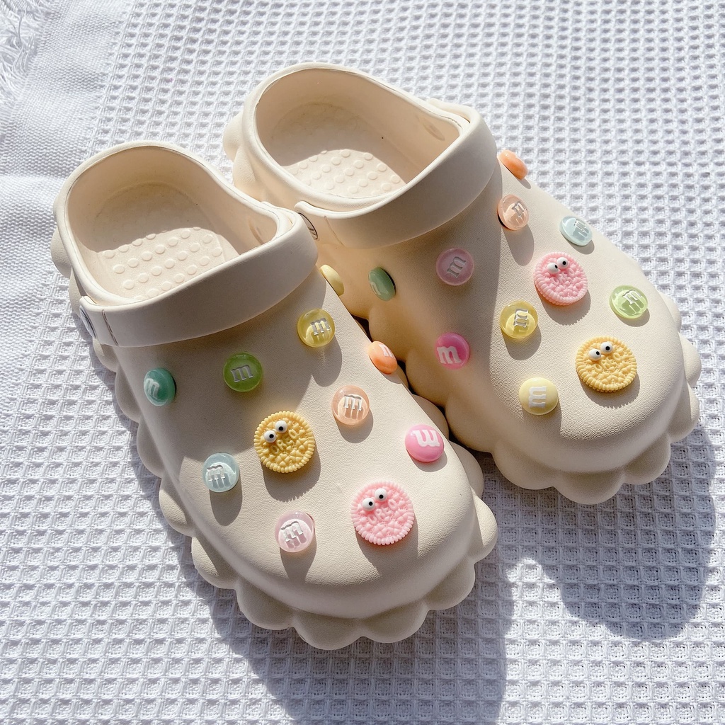 22pcs Kancing Sepatu Desain croc / jibz / Button croc / M Untuk Musim Panas