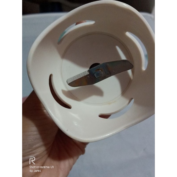 PRELOVED hand blender HELES