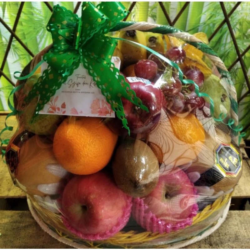 

Parsel/Hampers Buah Segar Size M