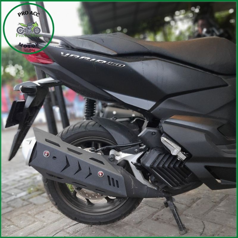 Cover Tutup Knalpot NEW PCX 160 Robot VARIO 160 Hitam Cover Muffler New PCX 160 (COD)