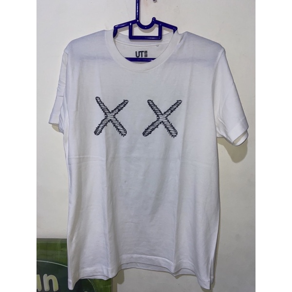 Rare Kaws X Uniqlo Green Skeleton XX White T-Shirt