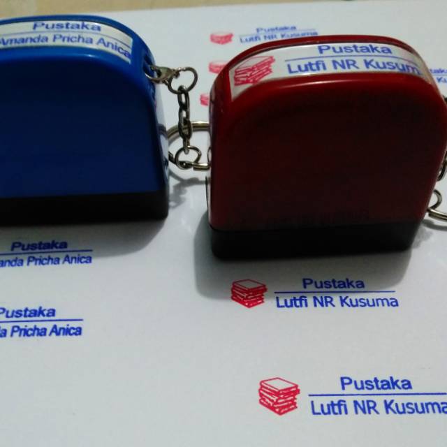 

STEMPEL NAMA NIP DOKTER BIDAN PERAWAT GANTUNGAN KUNCI 2 Warna