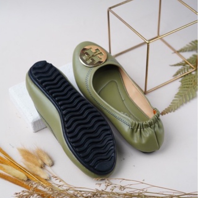 Sepatu Wanita Terbaru/Sepatu Kekinian/Flat Shoes&amp;Balerina/Slip On/Gratica original/ KORA KORA